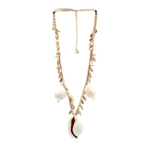 Le Grand Collier Coquillage Blanc Cowrie